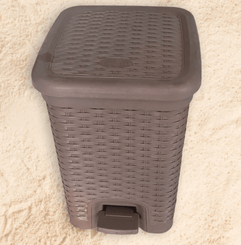 Foot Press pedal household dustbin/trash can